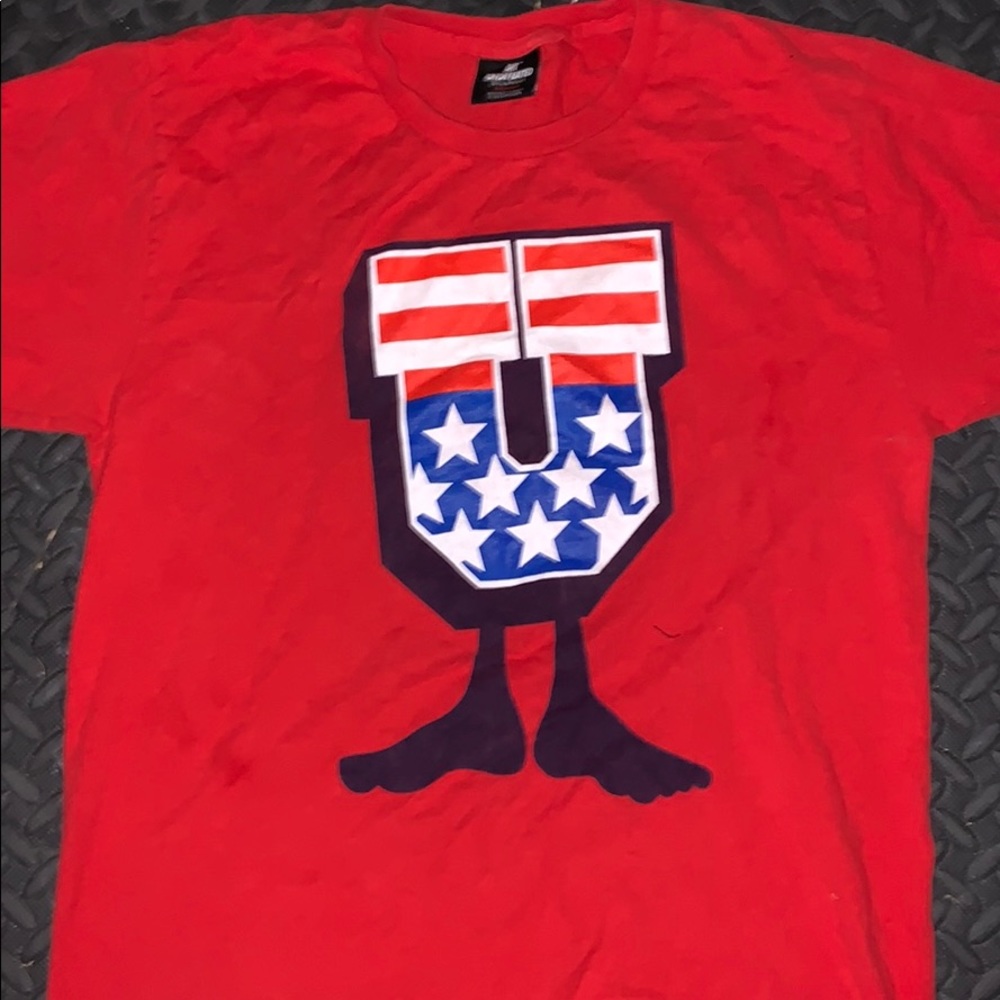 Red undefeated USA T-shirt